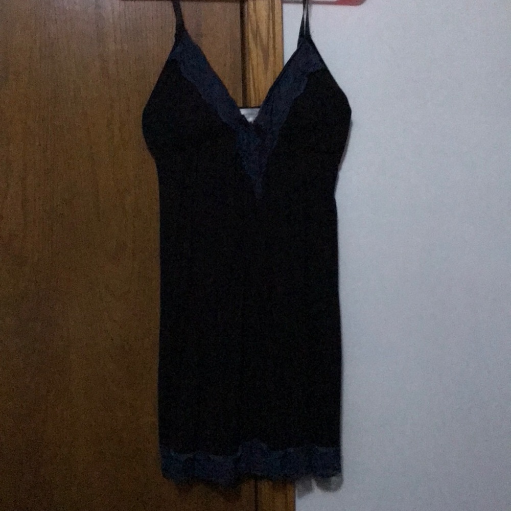 Woman silk sleepwear